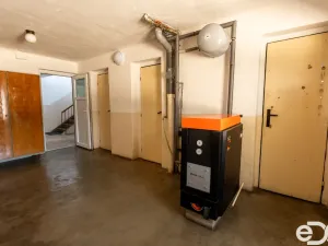 Prodej bytu 3+1, Nová Včelnice, Zámecká, 61 m2