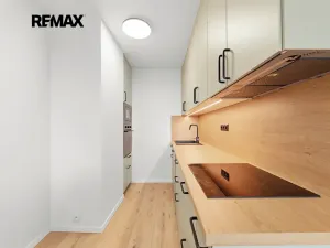 Prodej bytu 3+kk, Praha - Bohnice, Řešovská, 59 m2