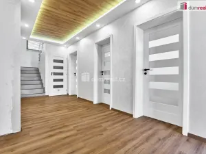 Prodej rodinného domu, Ruda, V zahradách, 160 m2