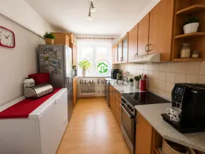 Prodej bytu 3+1, Oslavany, Moravská, 71 m2