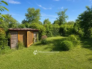 Prodej zahrady, Znojmo, Pod Kraví horou, 759 m2
