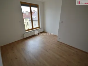 Pronájem bytu 4+kk, Praha - Smíchov, Na Zatlance, 97 m2