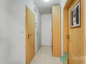 Prodej bytu 2+kk, Praha, U pošty, 35 m2