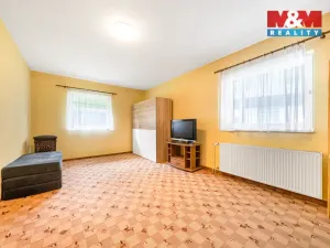 Prodej komerční nemovitosti, Nová Role - Mezirolí, 795 m2
