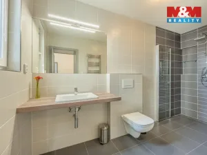 Prodej rodinného domu, Praha - Suchdol, K Roztokům, 160 m2