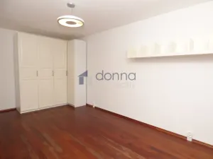 Pronájem bytu 2+1, Praha, Frýdlantská, 64 m2