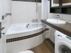 Pronájem bytu 2+1, Praha, Frýdlantská, 64 m2