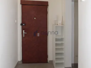 Pronájem bytu 2+1, Praha, Frýdlantská, 64 m2