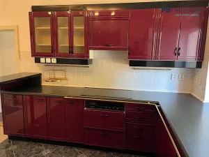 Prodej rodinného domu, Roztoky, 522 m2