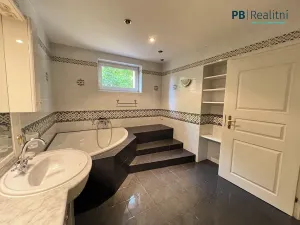 Prodej rodinného domu, Roztoky, 522 m2