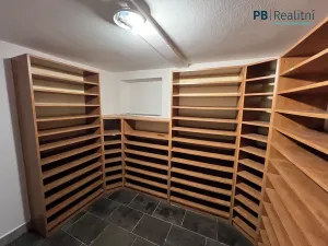 Prodej rodinného domu, Roztoky, 522 m2