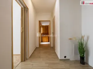 Prodej rodinného domu, Třebusice, 170 m2