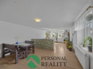 Prodej rodinného domu, Klamoš, 219 m2