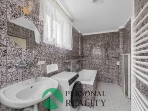 Prodej rodinného domu, Klamoš, 219 m2