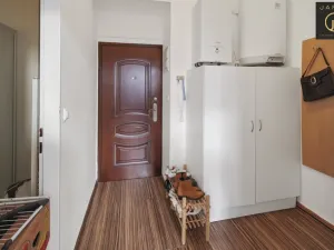Pronájem bytu 2+kk, Praha - Bubeneč, Korunovační, 50 m2