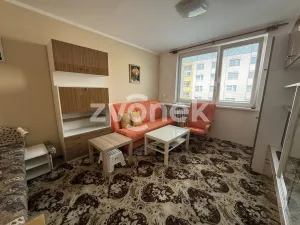Pronájem bytu 1+1, Zlín, Zborovská, 33 m2