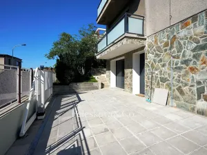 Pronájem rodinného domu, Praha - Braník, V malých domech I, 300 m2