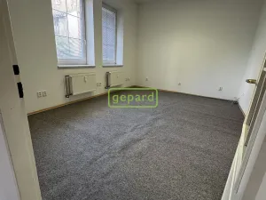 Pronájem kanceláře, Náchod, Českých bratří, 40 m2
