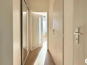 Pronájem bytu 1+kk, Praha, Vavřenova, 24 m2