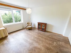 Prodej bytu 2+1, Kroměříž, Jiráskova, 63 m2