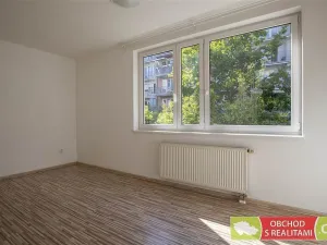 Pronájem bytu 2+kk, Praha, Janýrova, 58 m2