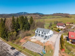 Prodej rodinného domu, Mladé Buky - Hertvíkovice, 264 m2