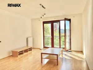 Pronájem bytu 2+kk, Beroun, Nad Paloučkem, 58 m2