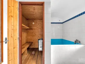 Prodej rodinného domu, Stěžery, 275 m2