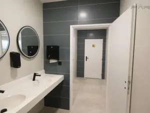 Pronájem kanceláře, Praha - Libeň, Lihovarská, 368 m2