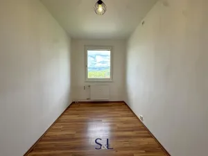 Pronájem bytu 4+1, Liberec, Sametová, 86 m2