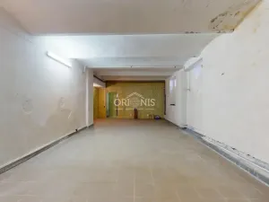 Prodej obchodního prostoru, Karlovy Vary, Moravská, 71 m2