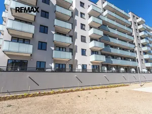 Pronájem bytu 1+kk, Praha - Hostivař, Arnošta Staňka, 29 m2