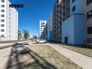 Pronájem bytu 1+kk, Praha - Hostivař, Arnošta Staňka, 29 m2