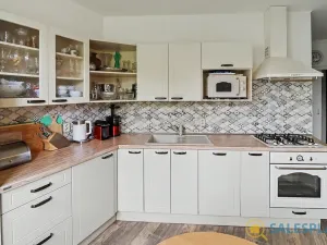 Prodej bytu 3+1, Nový Bor, Hřebenka, 81 m2