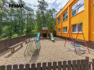 Prodej rodinného domu, Doksy, Pod Borným, 1700 m2