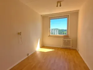 Pronájem bytu 3+1, Praha - Modřany, Vokrojova, 78 m2