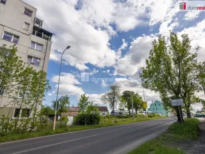 Prodej komerčního pozemku, Karlovy Vary, Dubová, 1547 m2