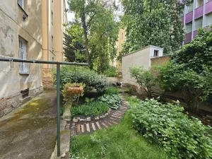 Pronájem bytu 1+1, Praha - Vinohrady, Mánesova, 28 m2