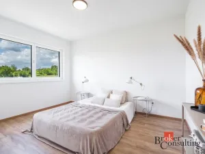 Pronájem rodinného domu, Dubí, Zahradní, 119 m2