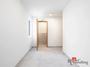 Pronájem rodinného domu, Dubí, Zahradní, 119 m2