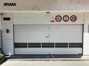 Pronájem garážového stání, Praha - Libeň, Vojenova, 15 m2