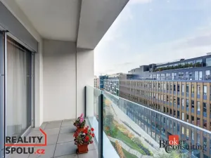 Pronájem bytu 4+kk, Praha - Karlín, U Mlýnského kanálu, 87 m2