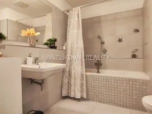 Pronájem bytu 2+kk, České Budějovice - České Budějovice 3, Jírovcova, 56 m2