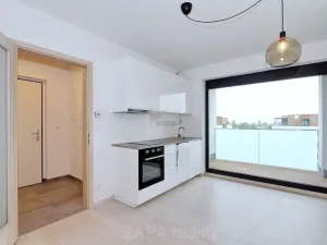 Pronájem bytu 2+kk, Praha - Bohnice, Pekařova, 43 m2