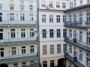 Pronájem kanceláře, Praha, Václavské náměstí, 310 m2