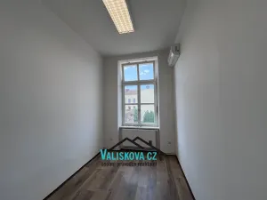 Pronájem obchodního prostoru, Kroměříž, Riegrovo náměstí, 130 m2