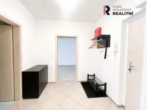 Pronájem bytu 2+kk, Brno - Žebětín, Říčanská, 50 m2