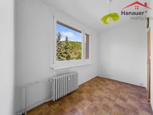 Prodej bytu 3+1, Povrly, Sídliště II, 84 m2