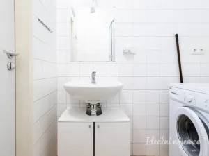 Pronájem bytu 2+1, Praha - Žižkov, Jilmová, 54 m2