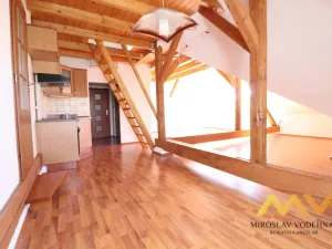 Pronájem bytu 2+kk, Hradec Králové - Pražské Předměstí, Nerudova, 65 m2